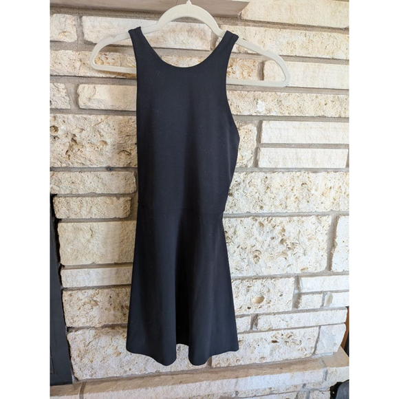 ATHLETA Dresses & Skirts - Women's Athleta Black XS Conscious Mini Dress